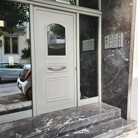 Cozy Nest In - Close To Acropolis And Beaches Apartment Athens