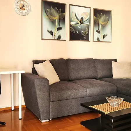 Cozy Nest In - Close To Acropolis And Beaches Athens