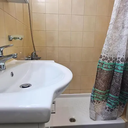 Cozy Nest In - Close To Acropolis And Beaches Athens